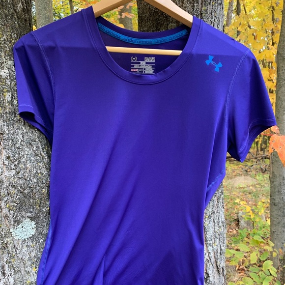 UnderArmour Tee - Picture 1 of 3